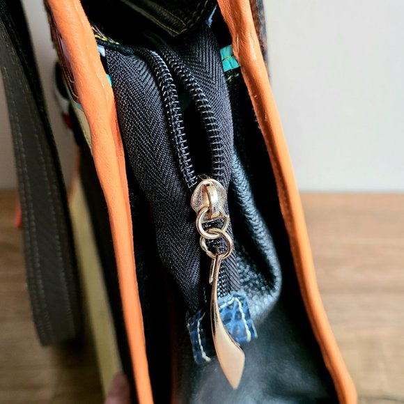 Guarnieleria rigo agudelo jerico-ant hand made leather bag. - Picture 12 of 16